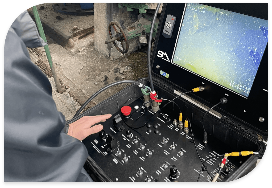 Clearsight expert guiding the multibeam sonar inspection remotely
