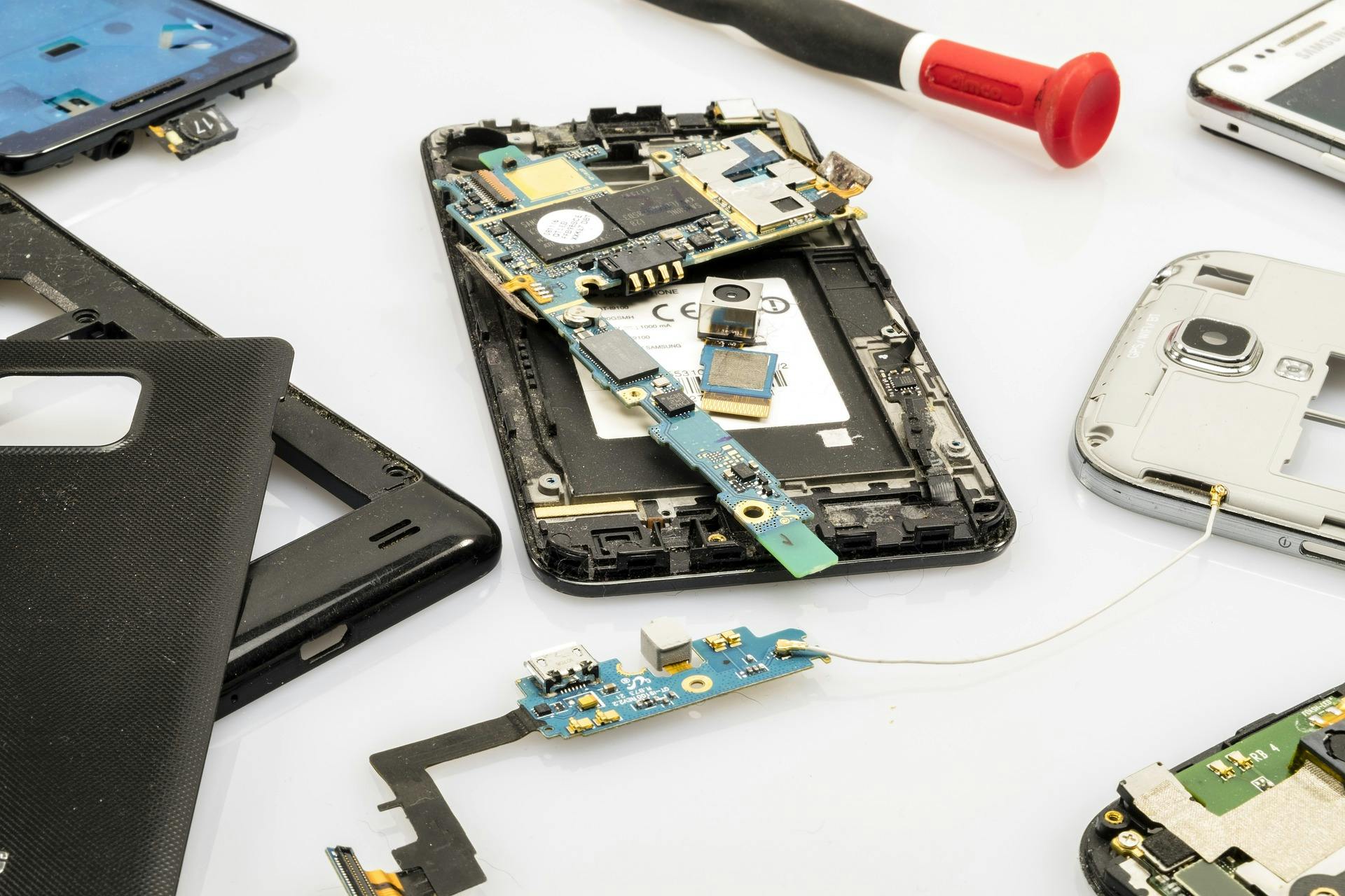 Smartphone components