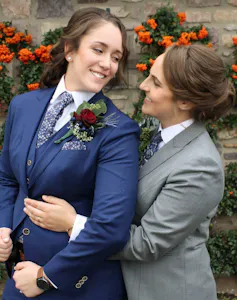 Amber amd Lea
