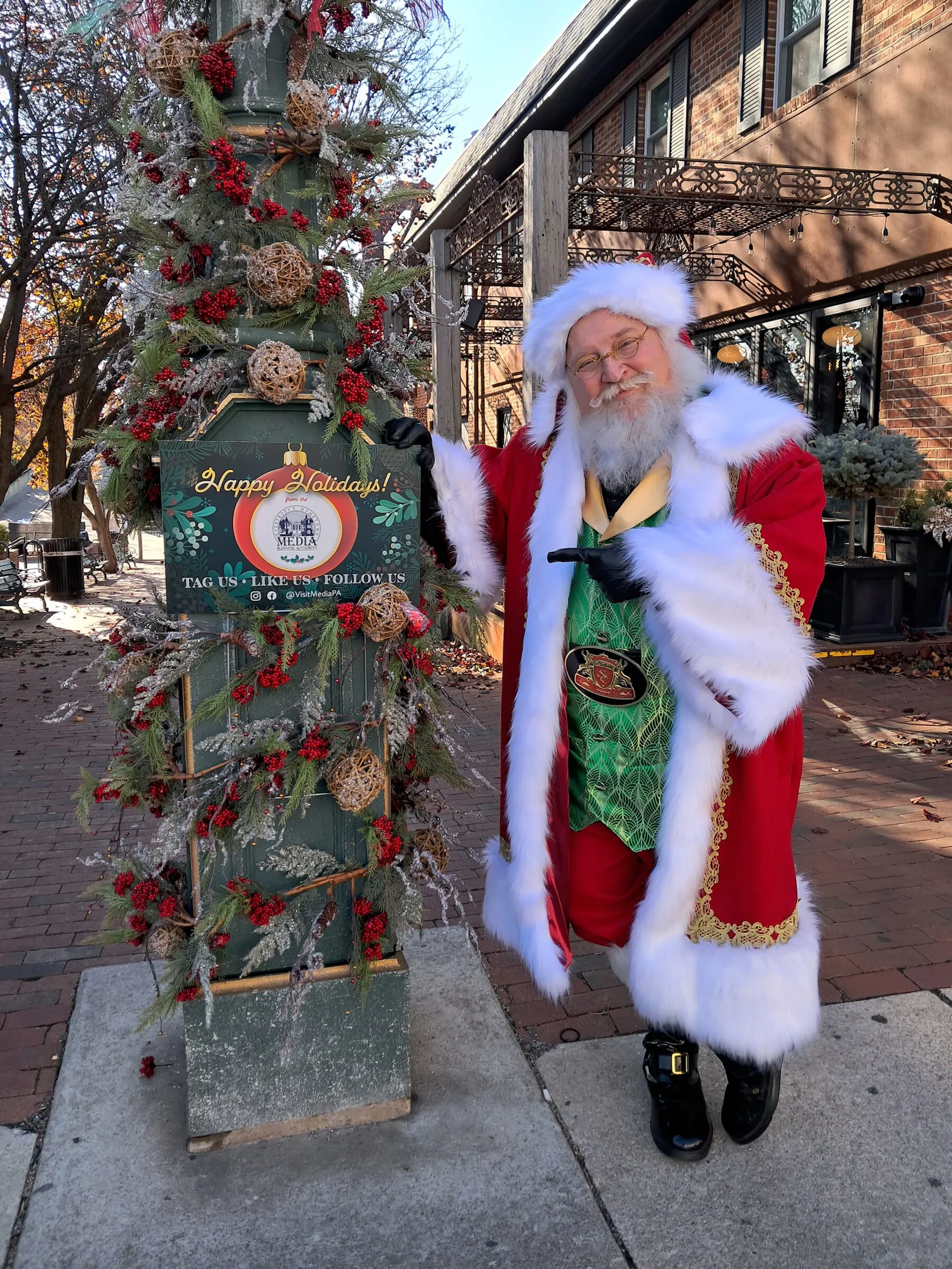 Santa on State Street outside Franklin Mint Federal Credit Union